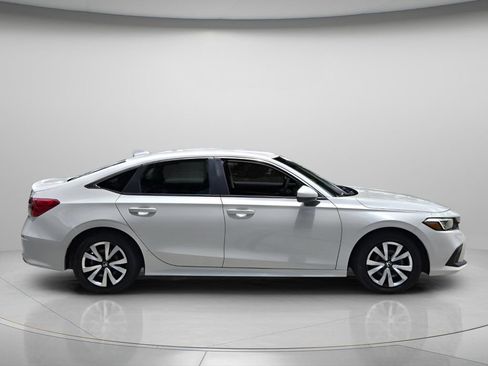 Certified 2023 Honda Civic LX image 3