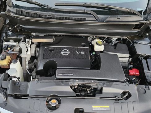 Used 2015 Nissan Pathfinder SV w/ Cargo Package image 46