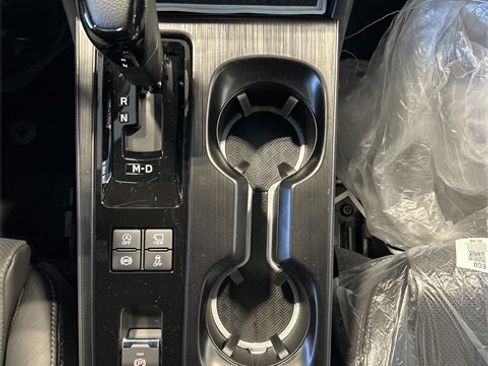 New 2026 Subaru Outback Touring XT image 22