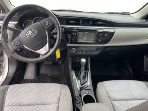 Used 2016 Toyota Corolla LE image 12