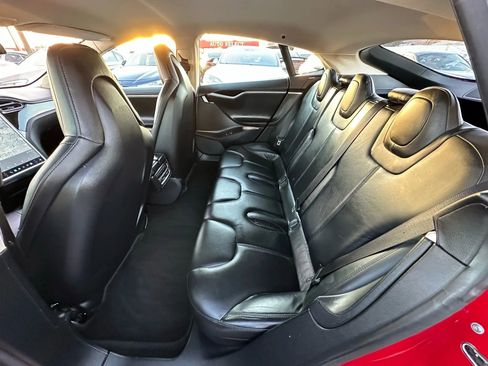 Used 2013 Tesla Model S image 17