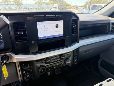 Used 2024 Ford F350 XL w/ XL Chrome Package image 19
