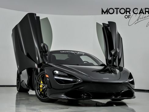 Used 2022 McLaren 720S Performance image 1