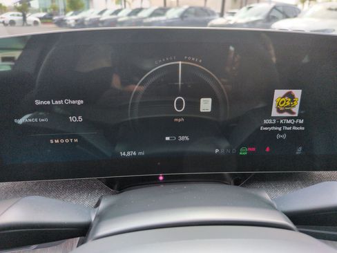 Used 2025 Lucid Air Touring AWD/4WD image 21