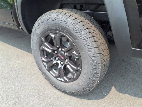 New 2025 GMC Canyon Elevation image 6