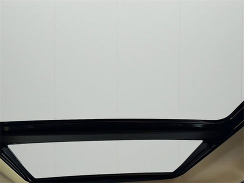 Used 2017 Ford F150 XLT w/ Equipment Group 302A Luxury image 16