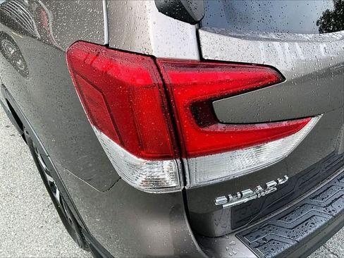 Used 2023 Subaru Forester Premium AWD/4WD image 32