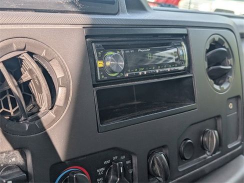 Used 2014 Ford E-350 and Econoline 350 Super Duty image 12