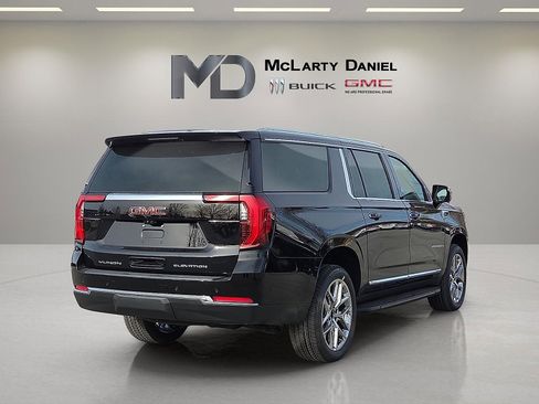 New 2026 GMC Yukon XL Elevation w/ Elevation Premium Package image 5