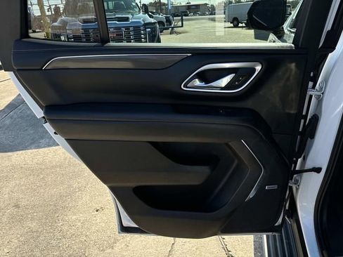 Used 2021 GMC Yukon AT4 w/ AT4 Premium Plus Package image 38