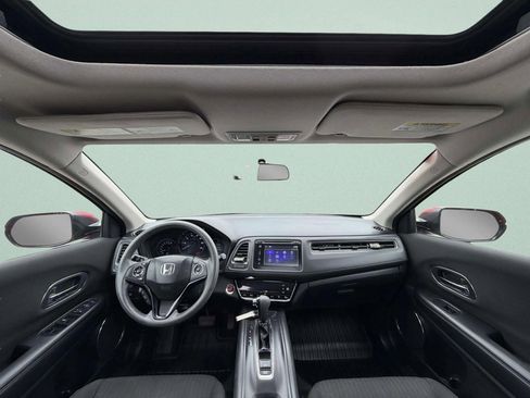 Used 2017 Honda HR-V EX image 24