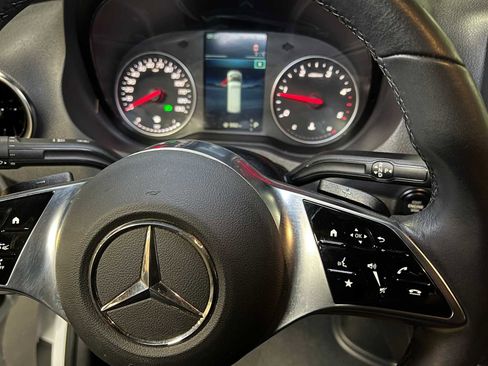 Used 2025 Mercedes-Benz Sprinter 2500 image 28