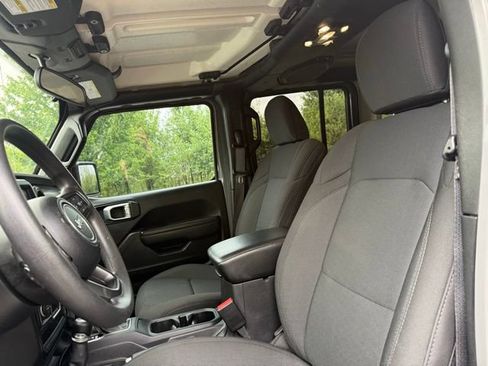 Used 2022 Jeep Wrangler Unlimited Sport AWD/4WD image 12