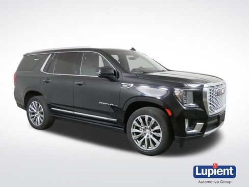 Used 2021 GMC Yukon Denali w/ Denali Premium Package AWD/4WD image 1