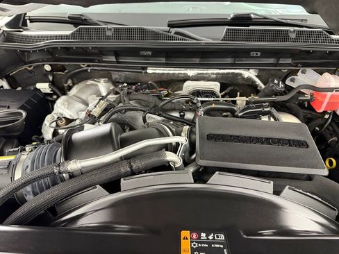 Used 2024 Chevrolet Silverado 2500 Custom w/ Custom Value Package image 32