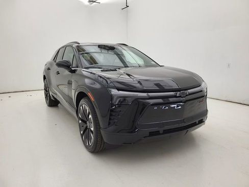 New 2025 Chevrolet Blazer EV RS image 18