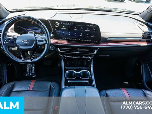 Used 2024 Chevrolet Traverse RS AWD/4WD image 30
