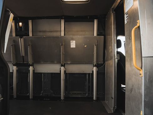 Used 2019 Mercedes-Benz Sprinter 170 image 13