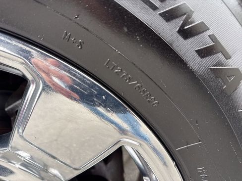 Used 2023 Ford F250 Lariat w/ Chrome Package image 36