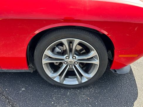 Used 2022 Dodge Challenger R/T RWD image 2