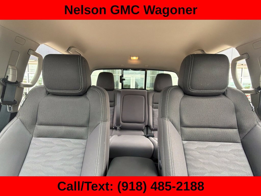 Used 2023 Nissan Frontier SV w/ SV Convenience Package RWD image 39