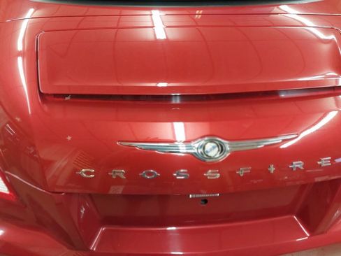 Used 2005 Chrysler Crossfire Limited RWD image 14