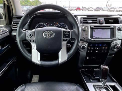 Used 2018 Toyota 4Runner Limited RWD image 5