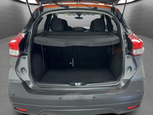 Used 2020 Nissan Kicks SV w/ Exterior Package FWD image 21