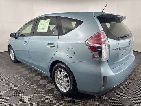Used 2017 Toyota Prius V Four image 6