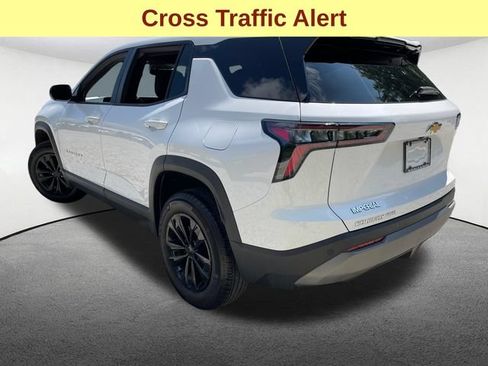 Used 2025 Chevrolet Equinox LT AWD/4WD image 9