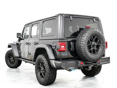 Used 2024 Jeep Wrangler Unlimited AWD/4WD image 5
