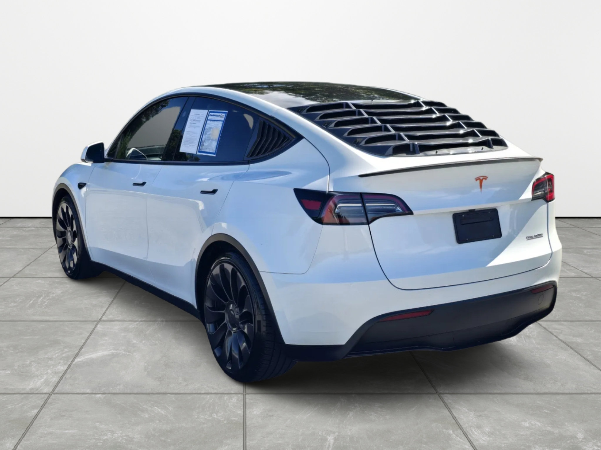 Used 2023 Tesla Model Y Performance AWD/4WD image 6