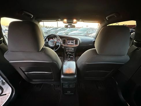 Used 2018 Dodge Charger SXT w/ Blacktop Package image 15