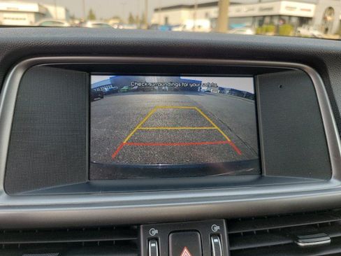 Used 2018 Kia Optima LX FWD image 10