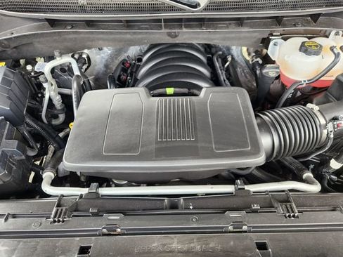 Used 2025 Chevrolet Silverado 1500 LT Trail Boss w/ Convenience Package II image 29