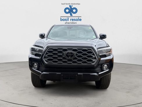 Used 2023 Toyota Tacoma TRD Off-Road w/ Black Out Package (TMS) AWD/4WD image 7
