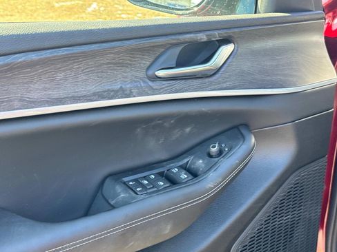 New 2026 Jeep Grand Cherokee Altitude AWD/4WD image 22