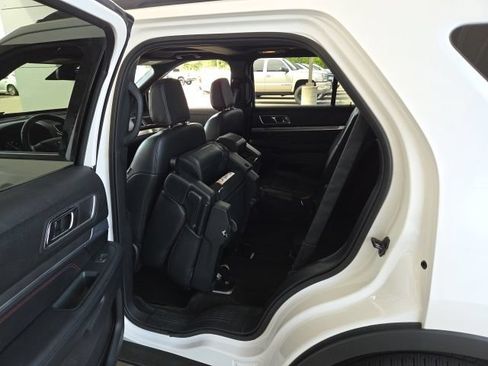 Used 2018 Ford Explorer Sport AWD/4WD image 49