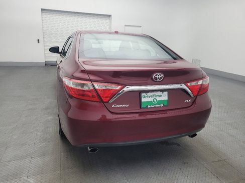 Used 2017 Toyota Camry XLE image 6