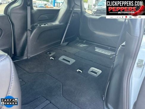 Used 2026 Chrysler Pacifica Select AWD/4WD image 11
