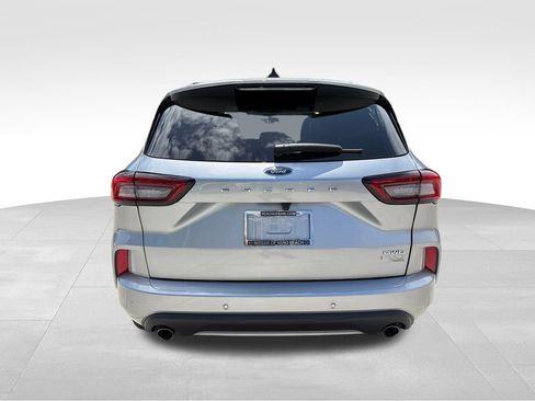 Used 2023 Ford Escape ST-Line w/ Tech Pack #1 AWD/4WD image 6