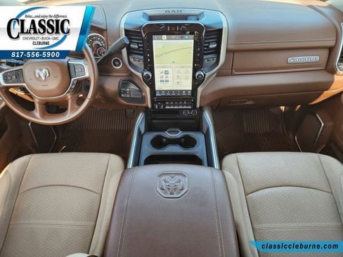 Used 2023 RAM 2500 Laramie AWD/4WD image 2