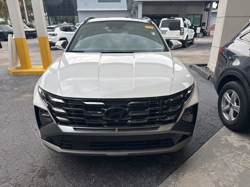 Used 2025 Hyundai Tucson Limited image 1