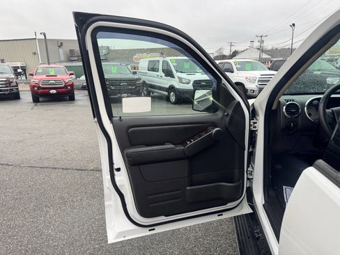 Used 2010 Ford Explorer Limited image 18