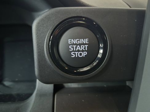 New 2026 Toyota Tacoma SR5 image 28