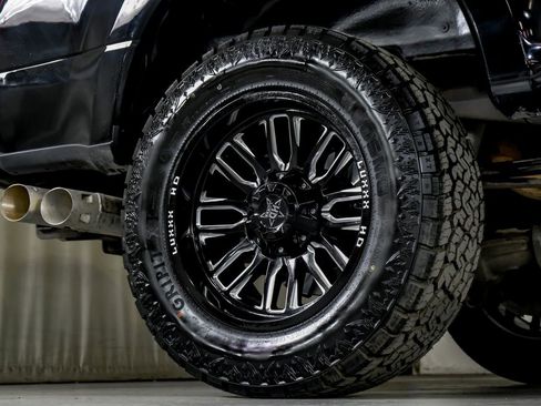 Used 2022 Ford F250 Lariat w/ Black Appearance Package image 52