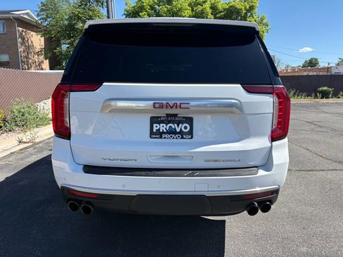 Used 2021 GMC Yukon XL Denali w/ Denali Premium Package AWD/4WD image 6