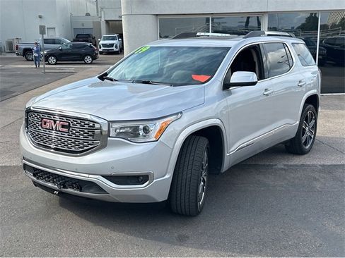 Used 2019 GMC Acadia Denali w/ Technology Package image 10