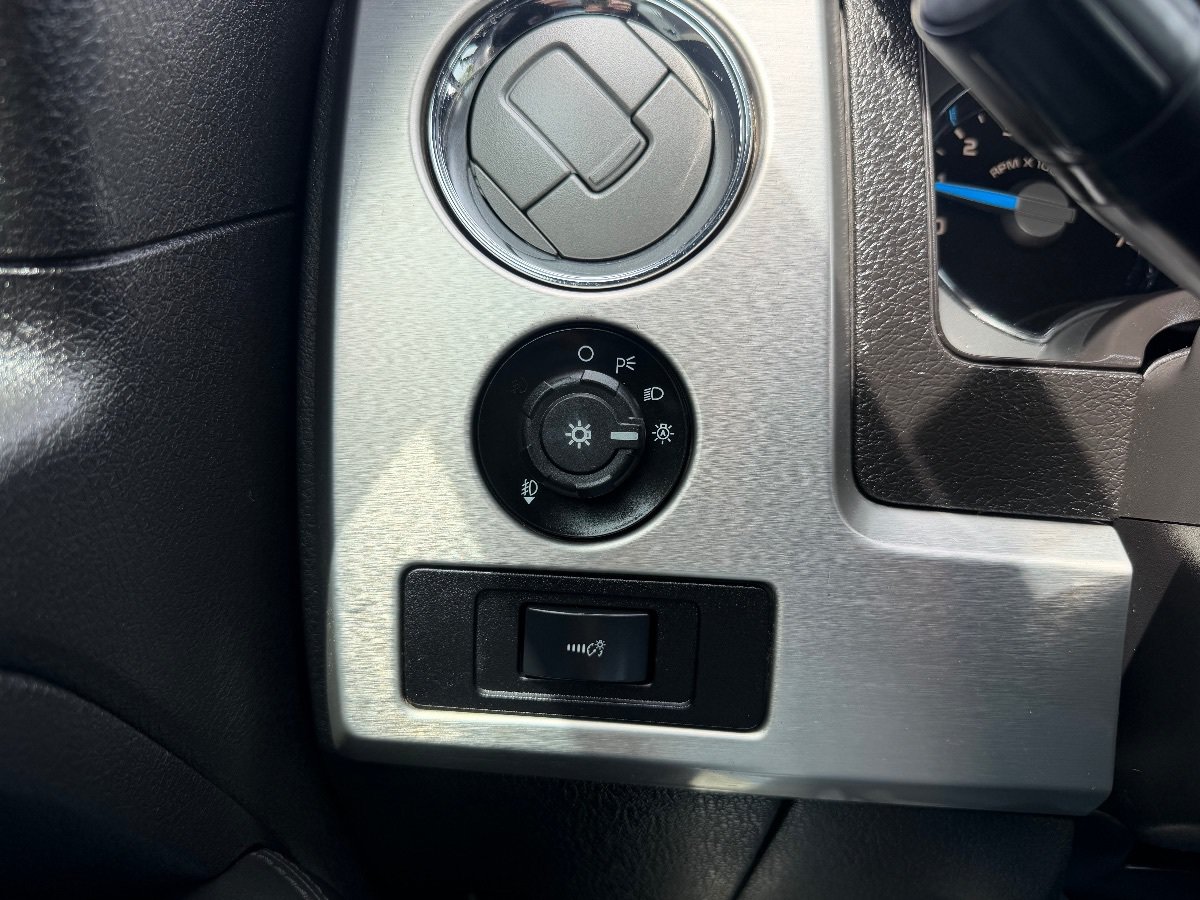 Used 2013 Ford F150 Platinum AWD/4WD image 14