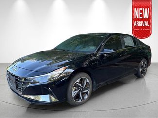 Used 2022 Hyundai Elantra SEL w/ Convenience + Premium Package FWD video 1